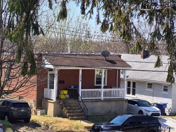 7018 Plateau Avenue , St Louis, MO 63117