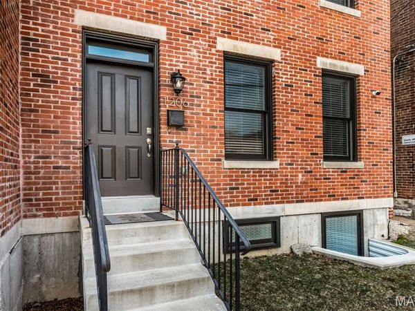 1206 Lynch Street, St Louis, MO 63118