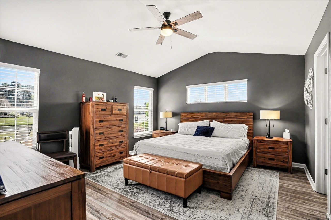 301 Whitchurch Dr. Photo 16