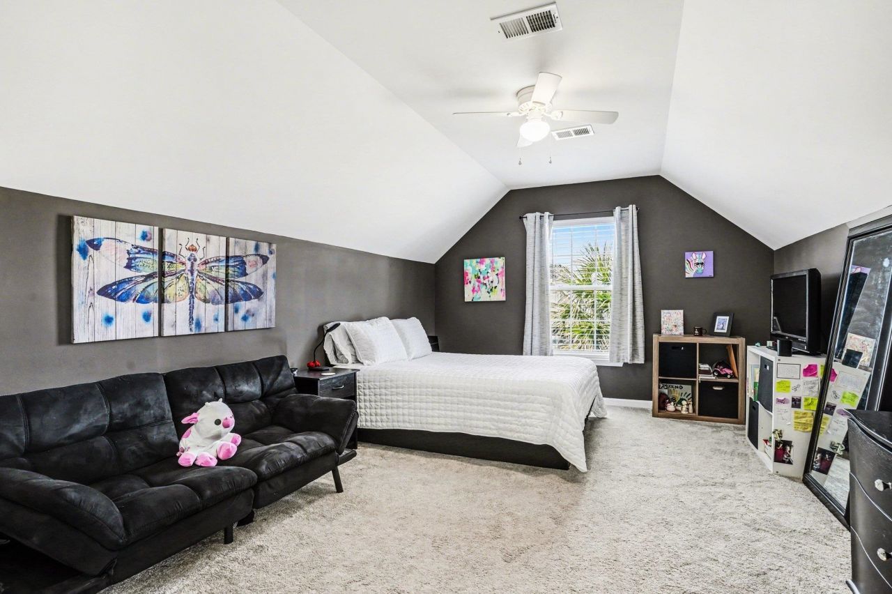 301 Whitchurch Dr. Photo 23