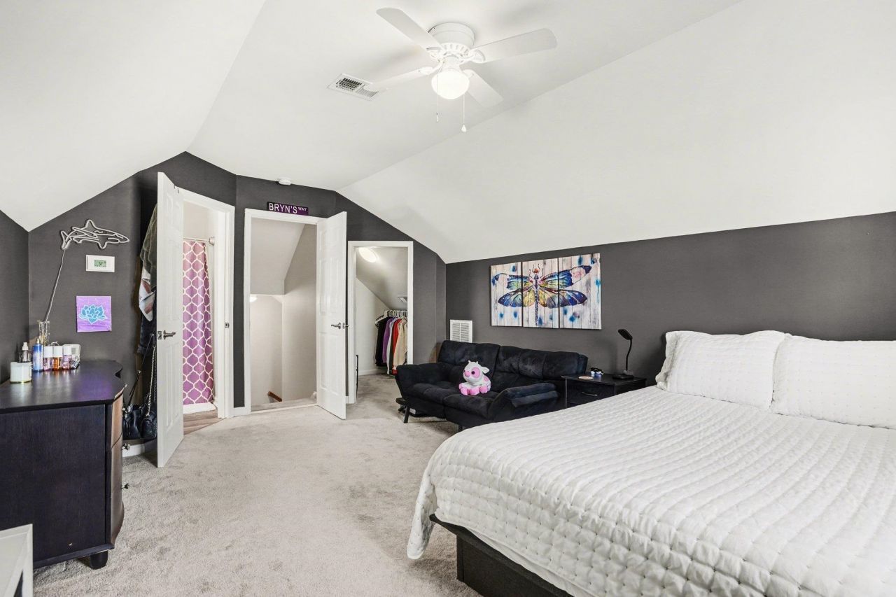 301 Whitchurch Dr. Photo 24