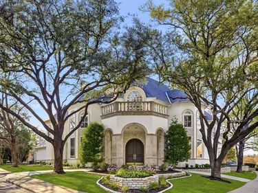 13 Downs Lake Circle, Dallas, TX 75230