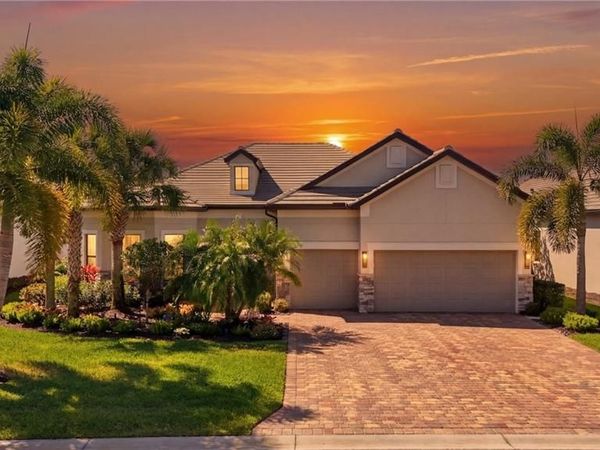 8876 Spotted Towhee DR, NAPLES, FL 34120