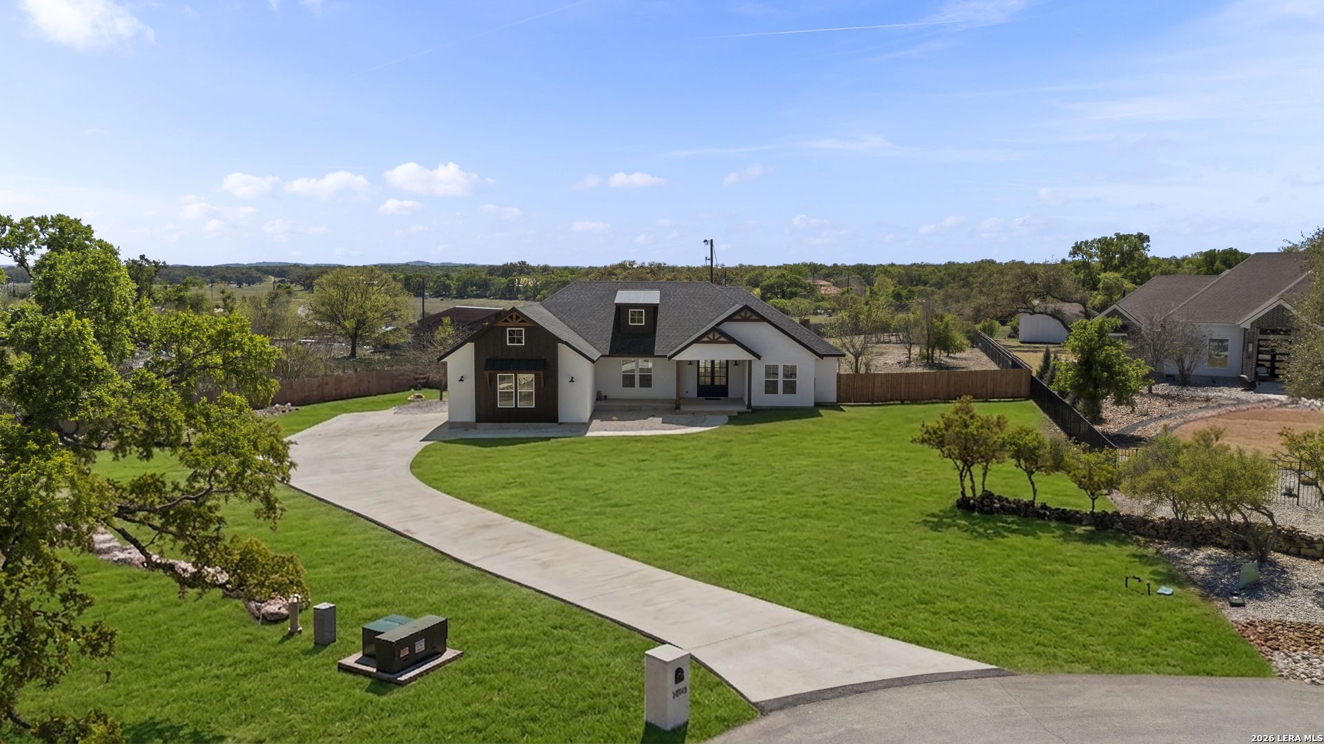 1090 Pegasus, Spring Branch, TX 78070 Main Photo
