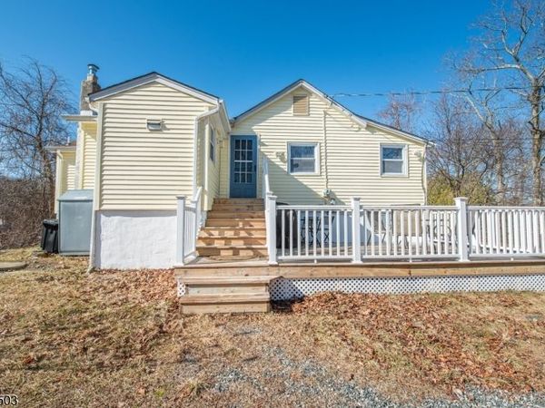40 Kingsland Rd, West Milford, NJ 07421