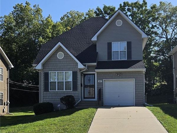 3937 Highland Avenue, Kansas City, MO 64110