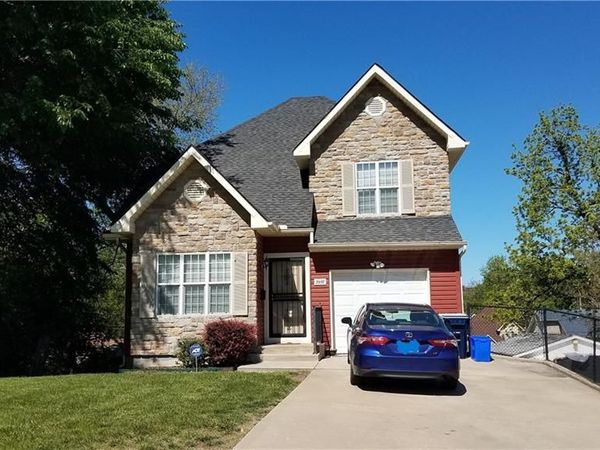3936 Highland Avenue, Kansas City, MO 64110