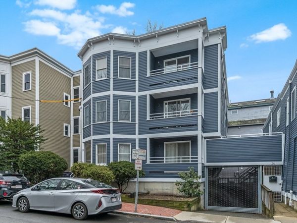 28 Surrey Street, Unit 3, Cambridge, MA 02138