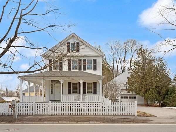 59 Main St, Westford, MA 01886