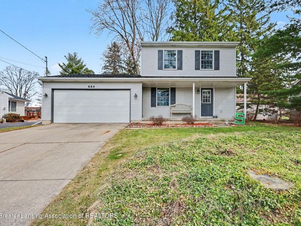 664 John R Street, East Lansing, MI 48823