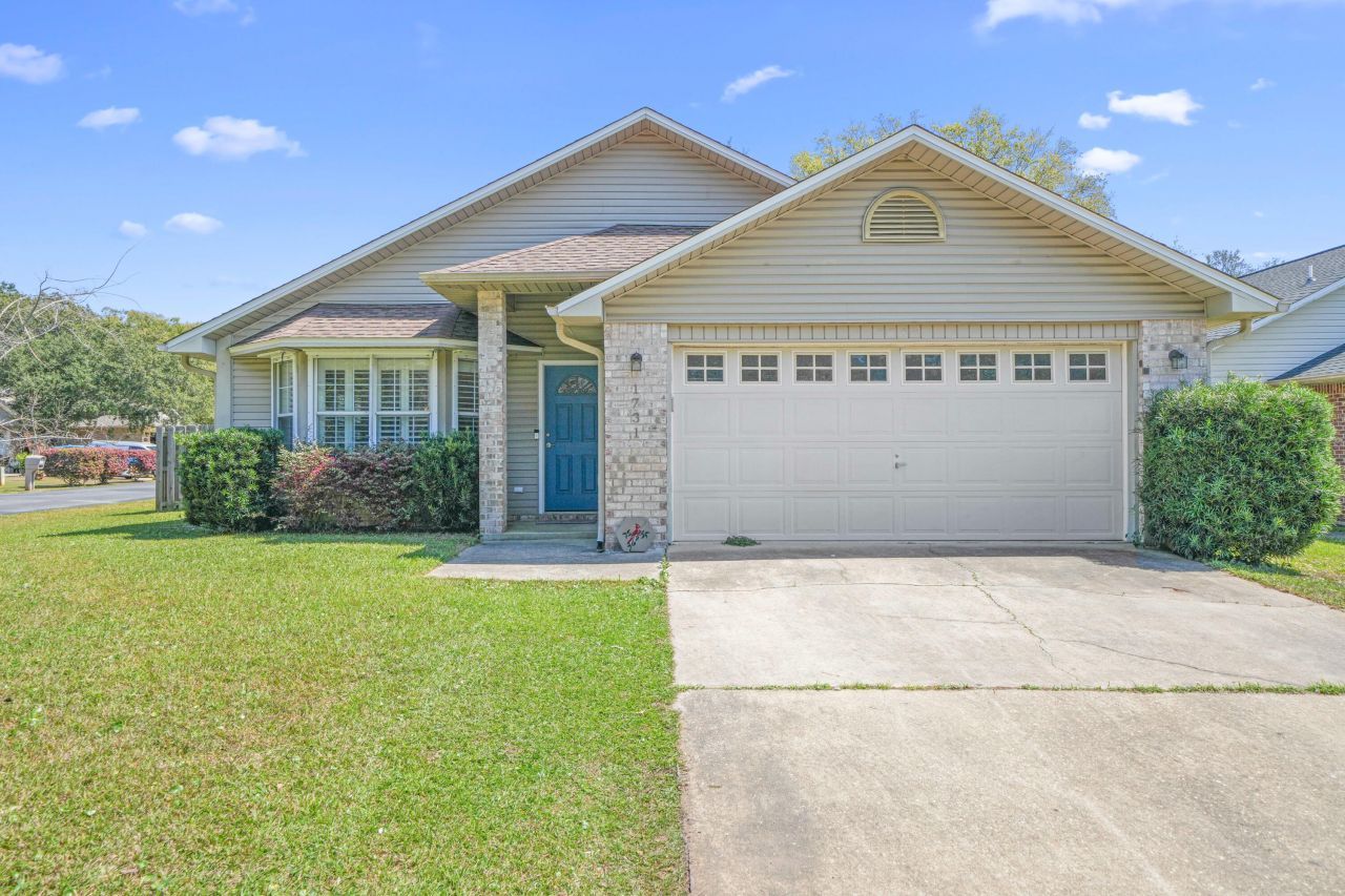 1731 Ivalea Circle, Navarre, FL 32566 Main Photo