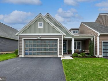 1432 WILLOW CREEK DRIVE, MOUNT JOY, PA 17552