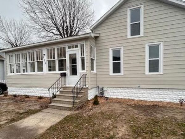 826 Elliott Avenue, Grand Haven, MI 49417