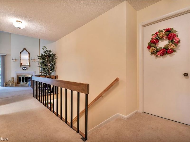 585 Hampton Ridge Drive, Akron, OH 44313 Photo 6