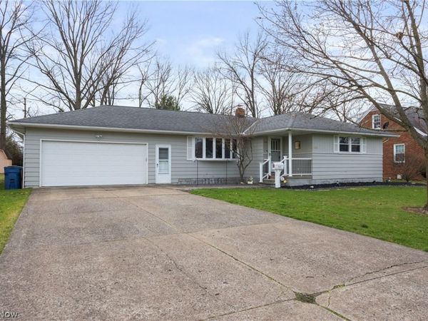 1437 Westwood Drive , Lorain, OH 44053