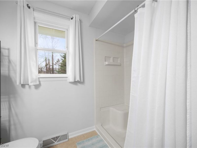 1437 Westwood Drive, Lorain, OH 44053 Photo 14