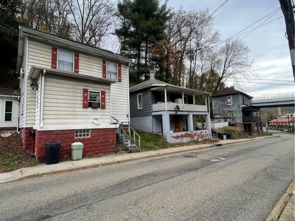 273-305 Mclister Avenue, Mingo Junction, OH 43938