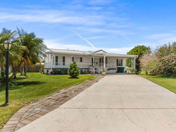1697 SW 35th Circle, Okeechobee, FL 34974
