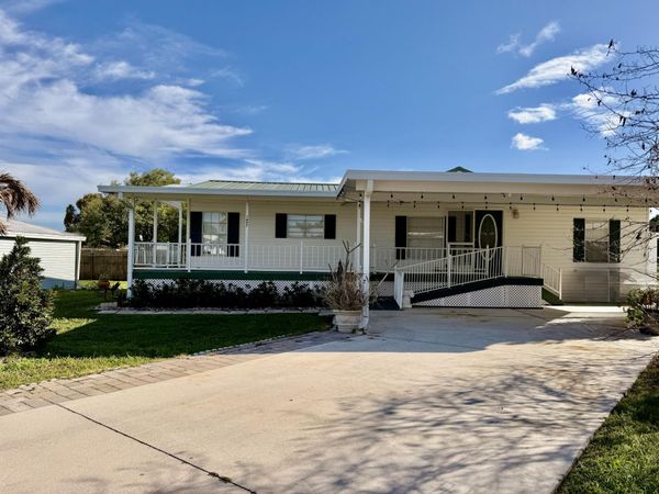 1697 SW 35th Circle, Okeechobee, FL 34974