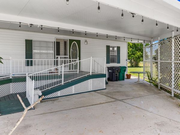 1697 SW 35th Circle, Okeechobee, FL 34974