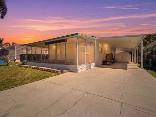 5560 E Marina Drive, Fort Lauderdale, FL 33312