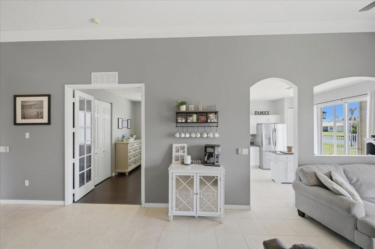 399 SW Lake Forest Way, Port Saint Lucie, FL 34986 Photo