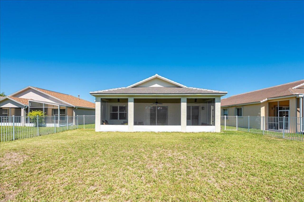 399 SW Lake Forest Way, Port Saint Lucie, FL 34986 Photo