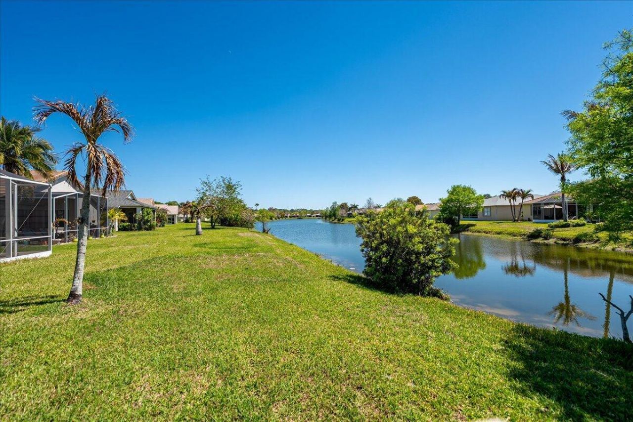 399 SW Lake Forest Way, Port Saint Lucie, FL 34986 Photo