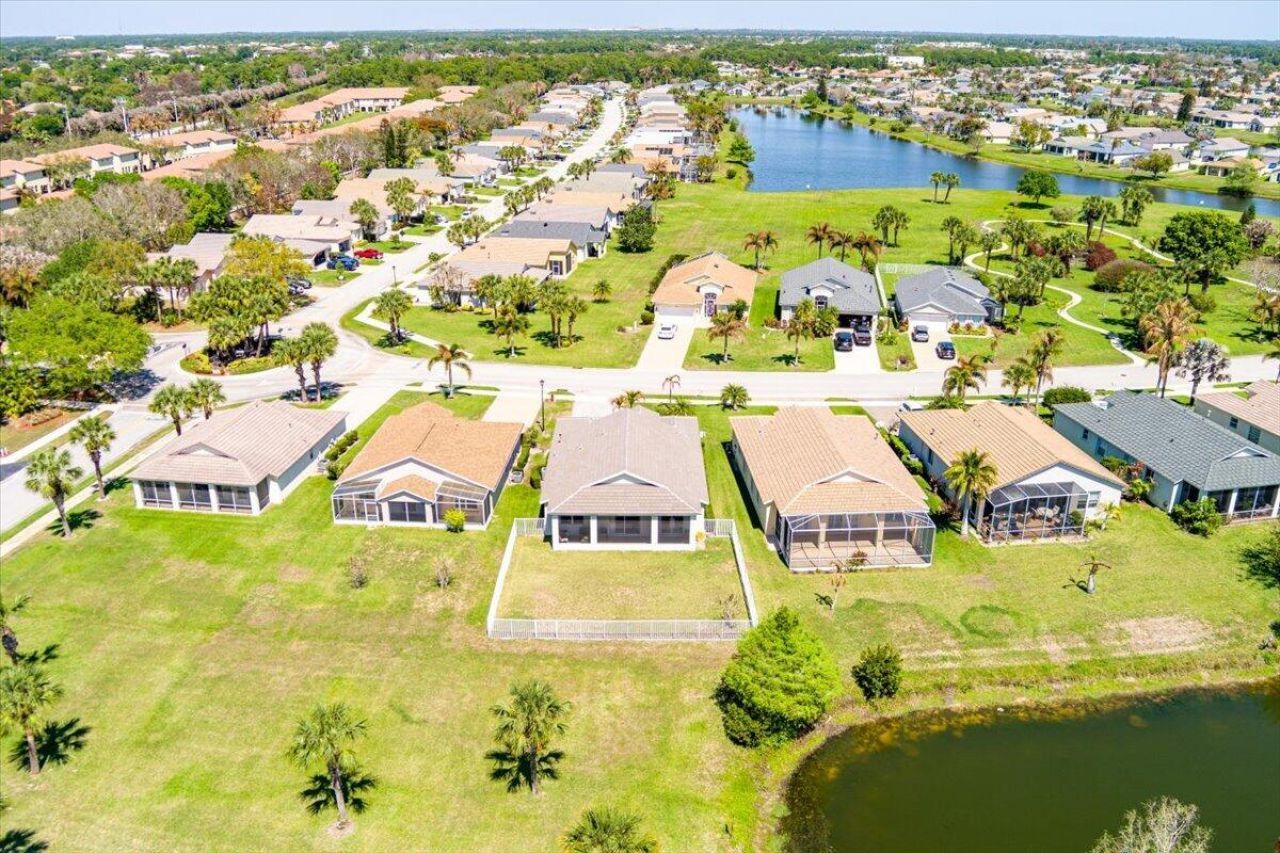 399 SW Lake Forest Way, Port Saint Lucie, FL 34986 Photo