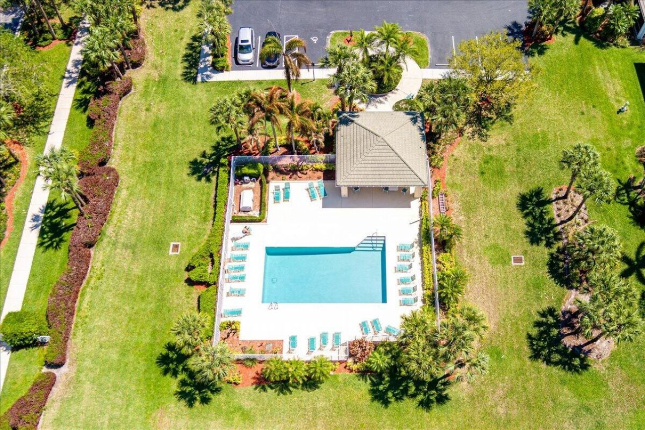 399 SW Lake Forest Way, Port Saint Lucie, FL 34986 Photo