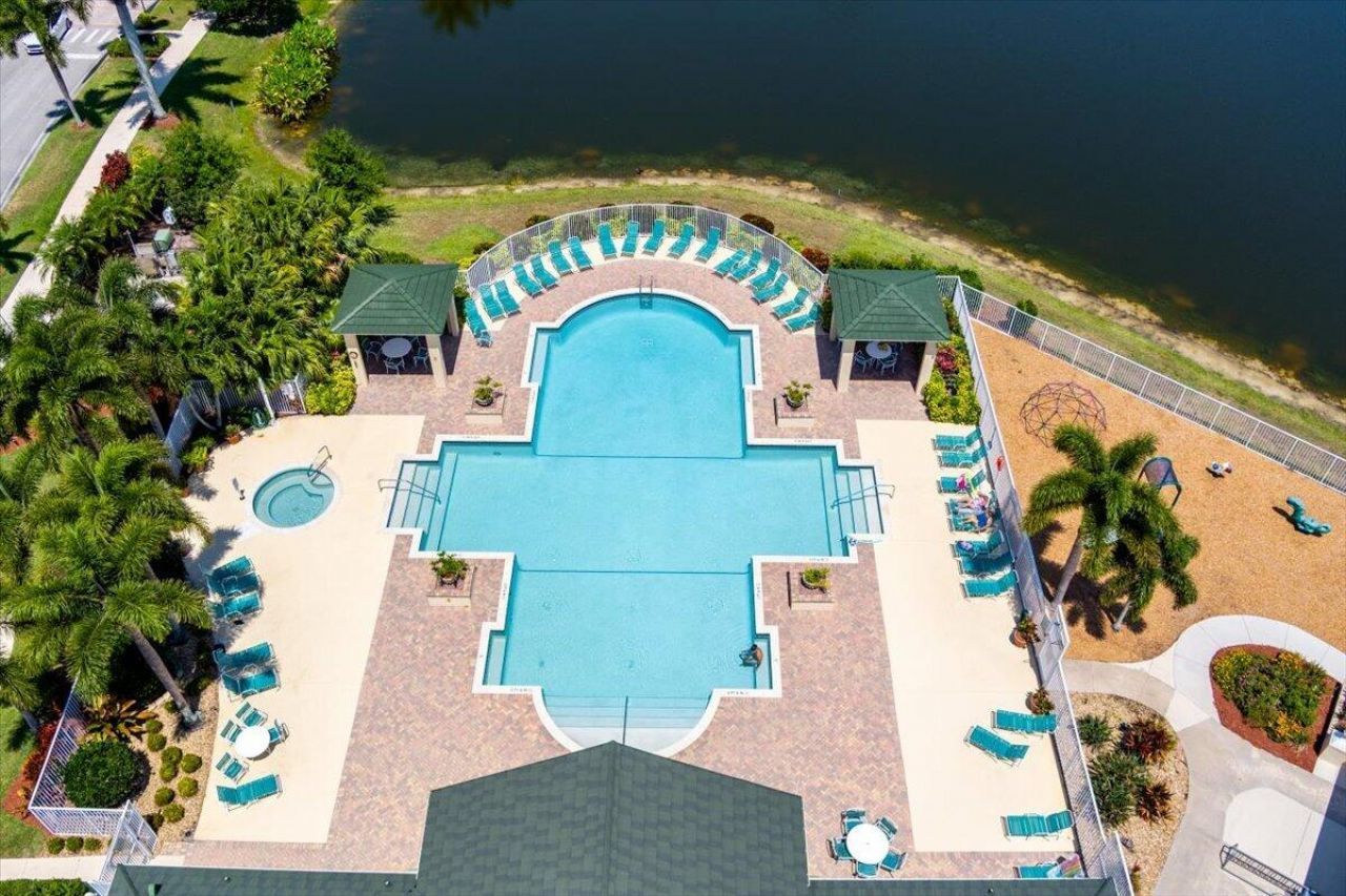 399 SW Lake Forest Way, Port Saint Lucie, FL 34986 Photo