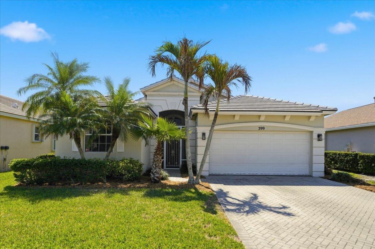 399 SW Lake Forest Way, Port Saint Lucie, FL 34986 Photo