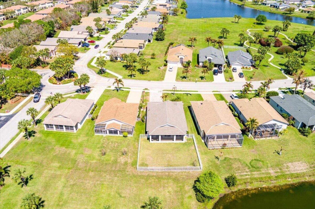 399 SW Lake Forest Way, Port Saint Lucie, FL 34986 Photo