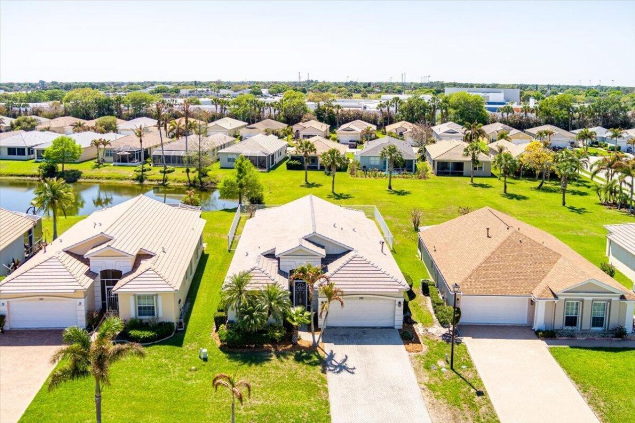 399 SW Lake Forest Way, Port Saint Lucie, FL 34986 Photo