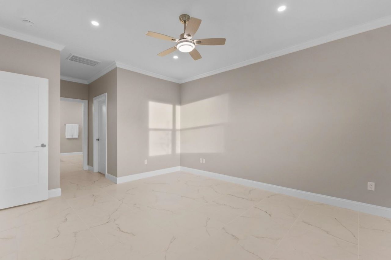 600 Table Rock Court  Photo 12