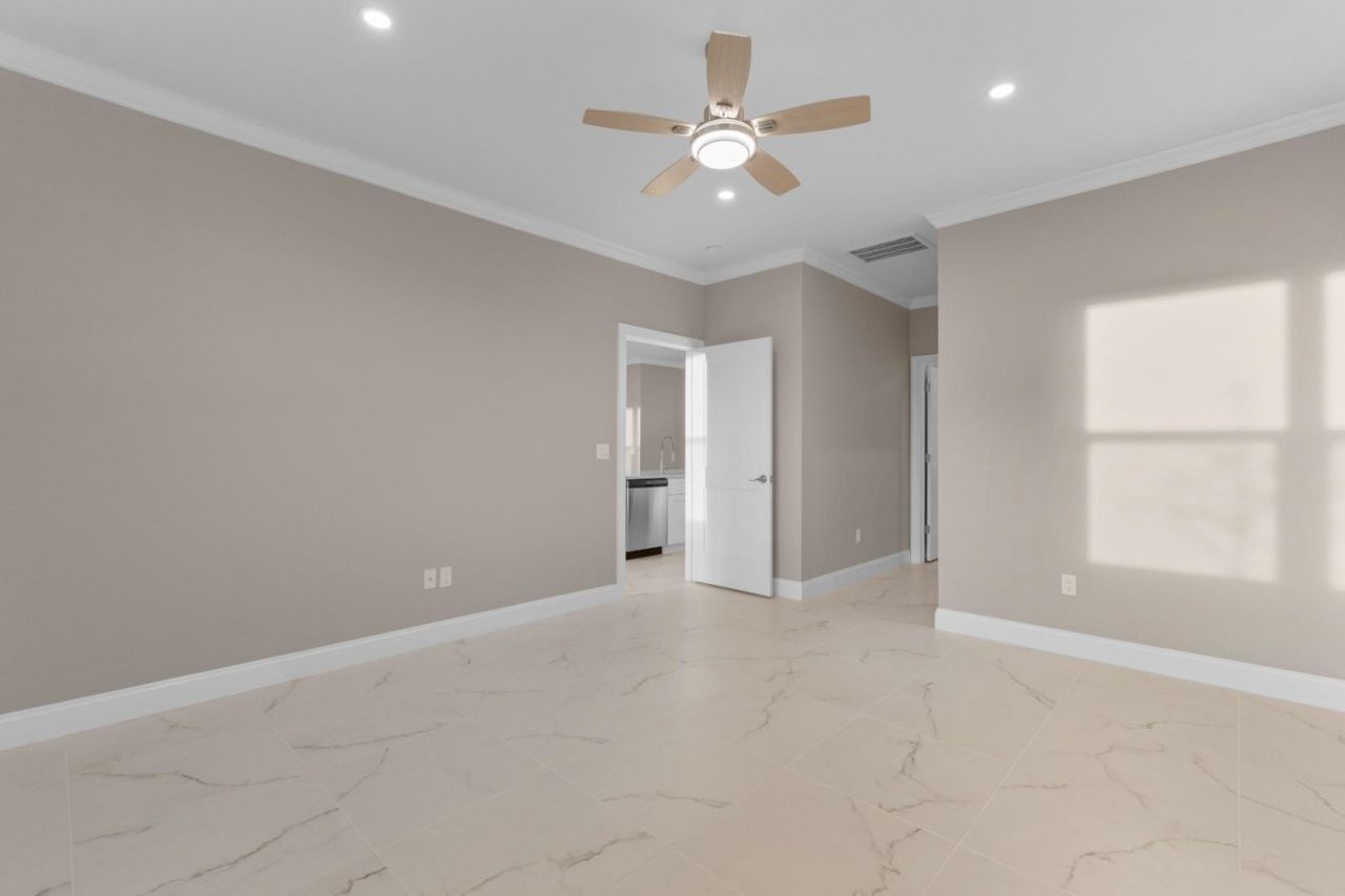 600 Table Rock Court  Photo 13