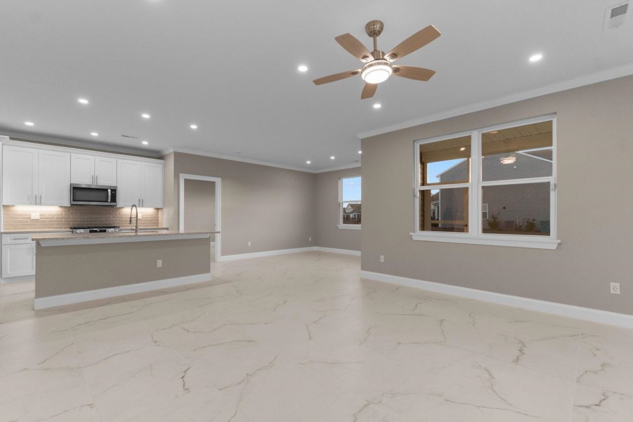 600 Table Rock Court  Photo 7