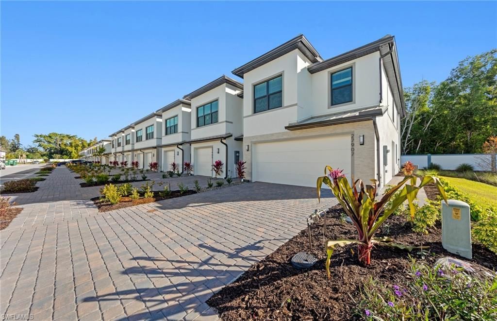 27907 Radiant Ct, Bonita Springs, FL 34135 Photo