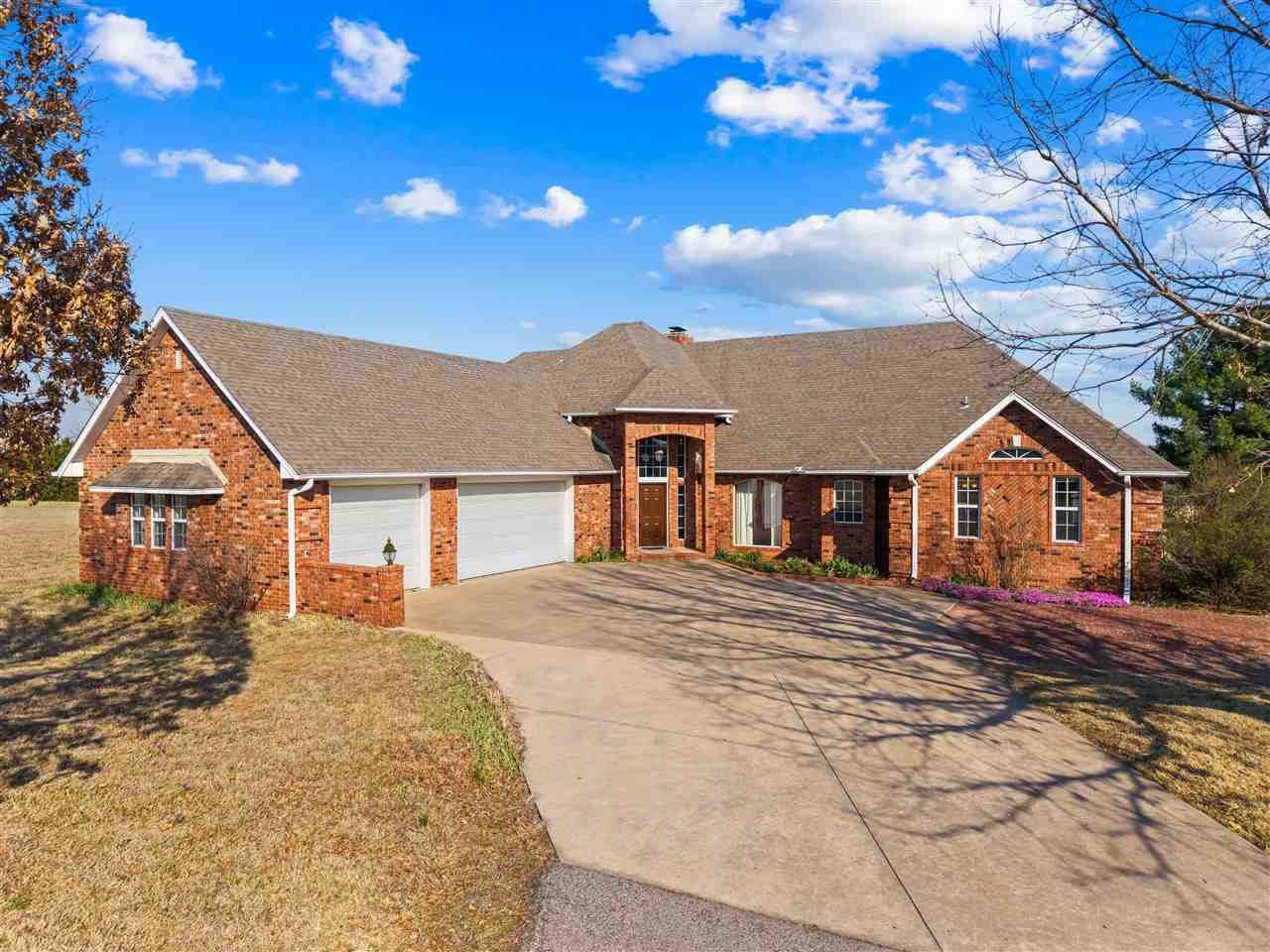 6545 Rustic Road, Ponca City, OK 74604 Main Photo