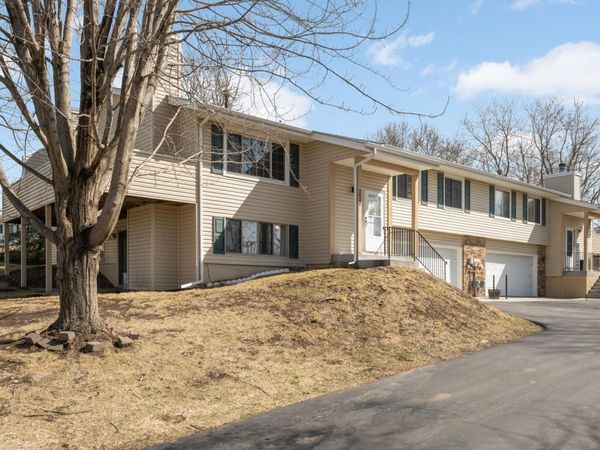 3830 Laurel Court, Eagan, MN 55122