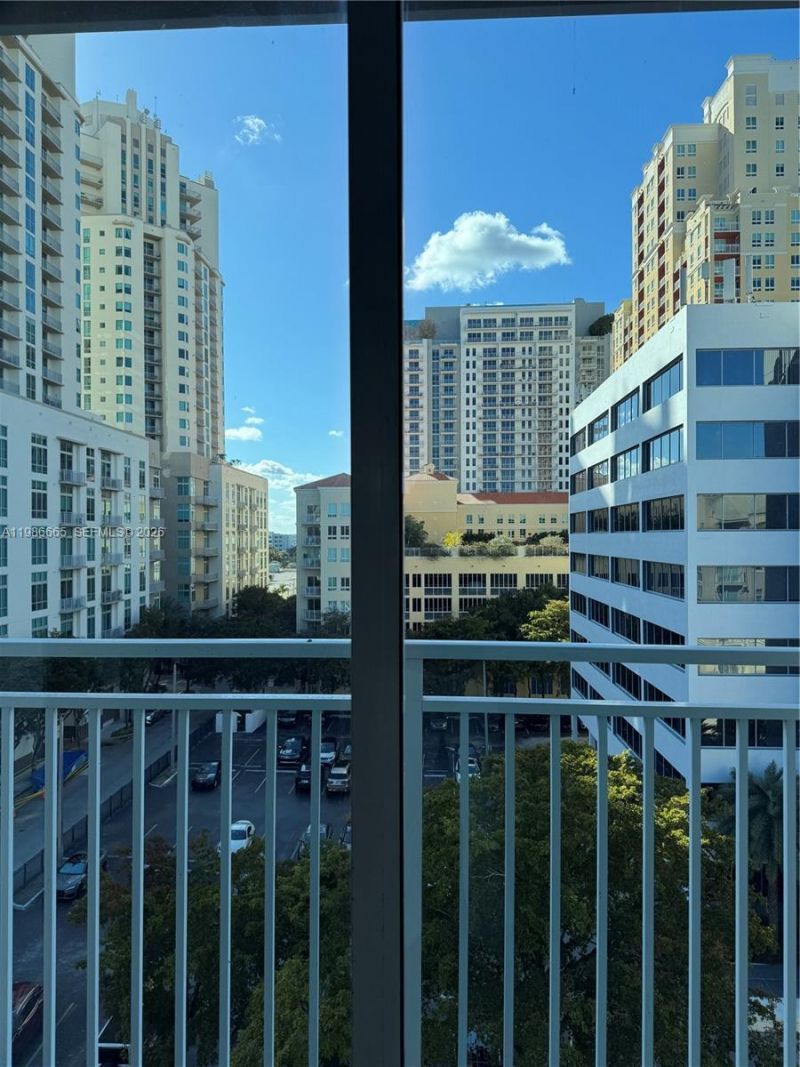 7285 SW 90th St , Unit D614, Miami, FL 33156 Photo