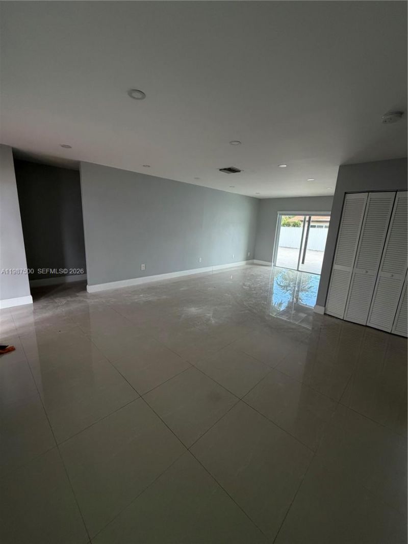 14932 SW 65th Ter, Miami, FL 33193 Photo