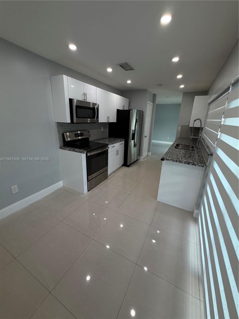 14932 SW 65th Ter, Miami, FL 33193 Photo