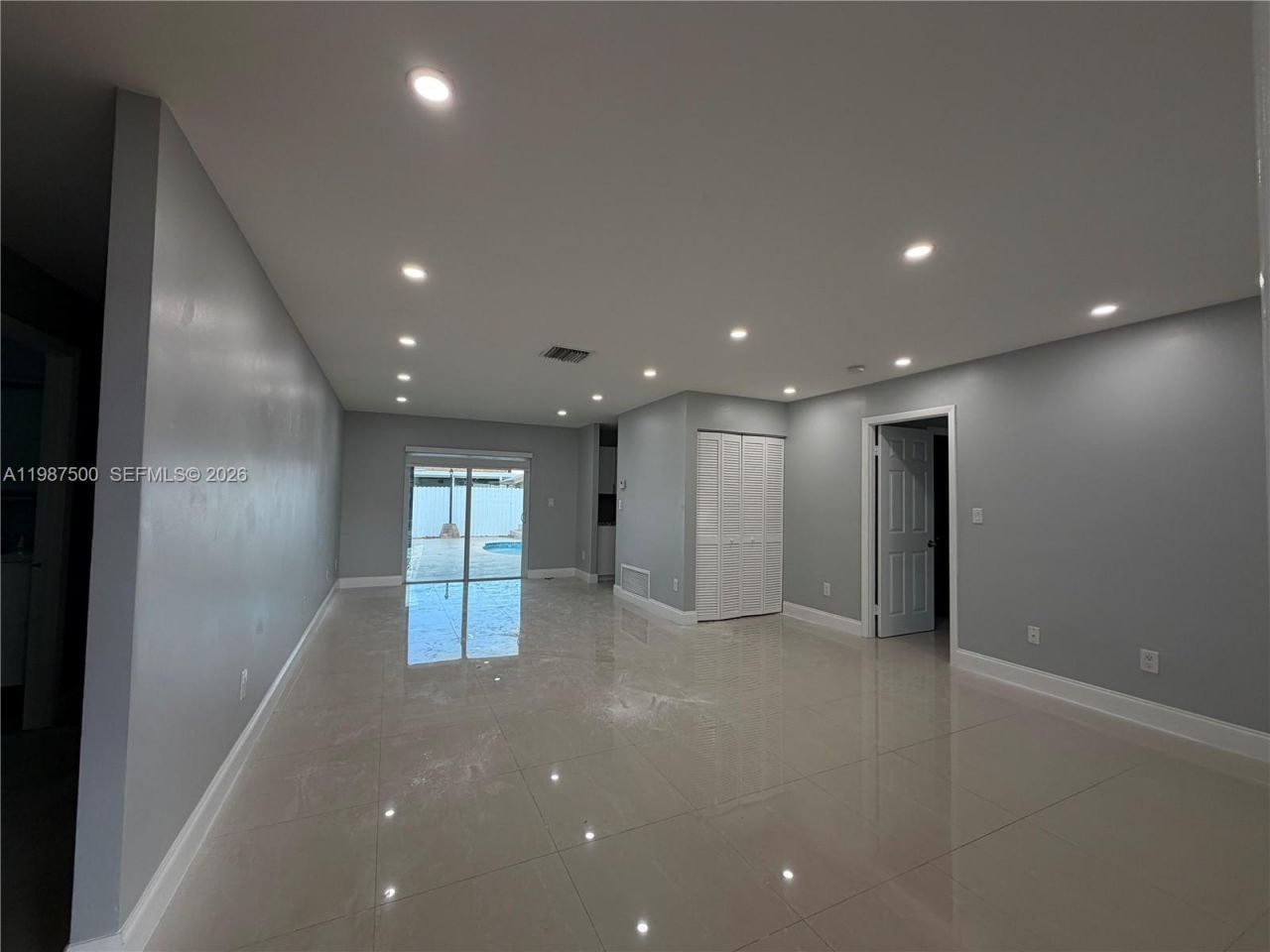 14932 SW 65th Ter, Miami, FL 33193 Photo