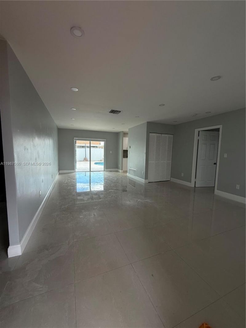 14932 SW 65th Ter, Miami, FL 33193 Photo