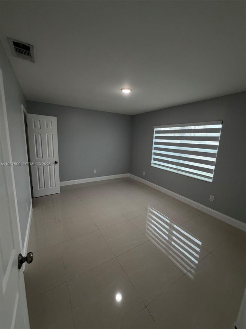 14932 SW 65th Ter, Miami, FL 33193 Photo