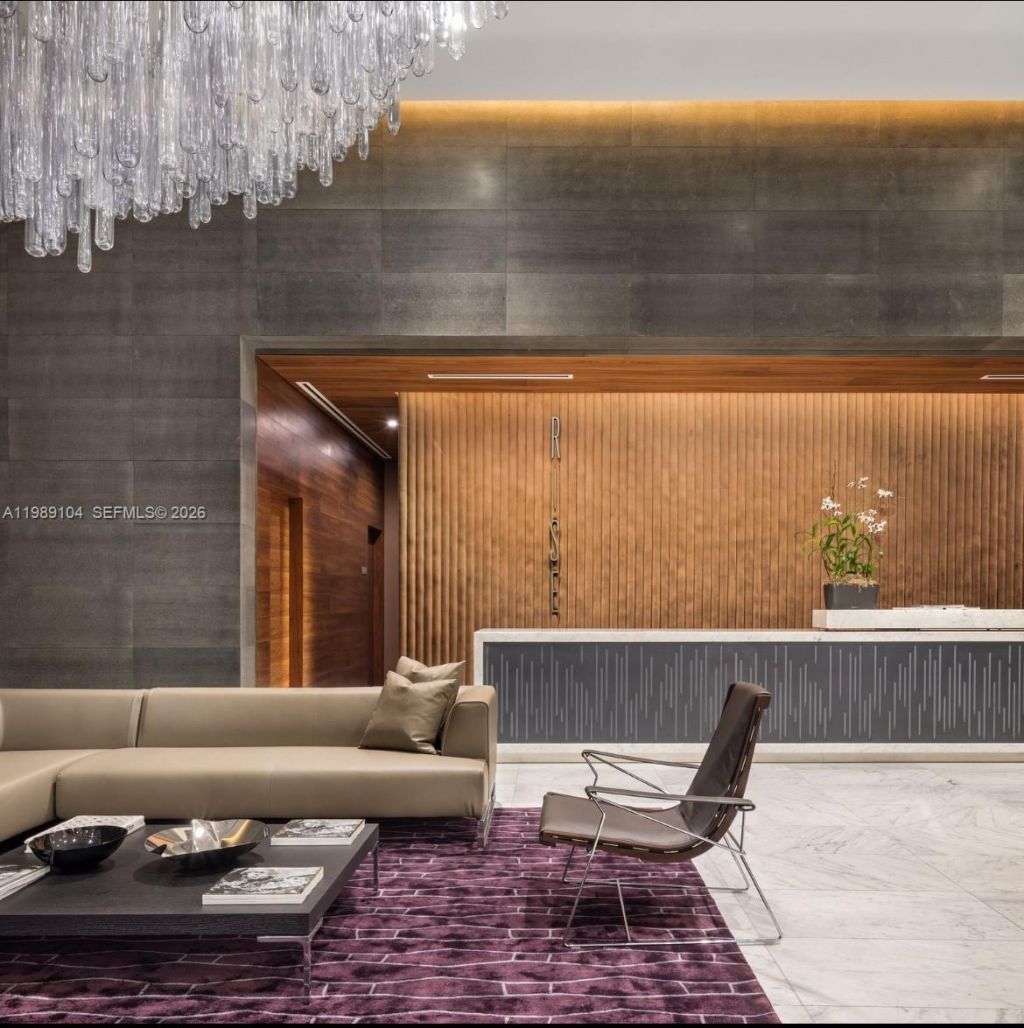 88 SW 7th St, Unit 2404, Miami, FL 33131 Photo