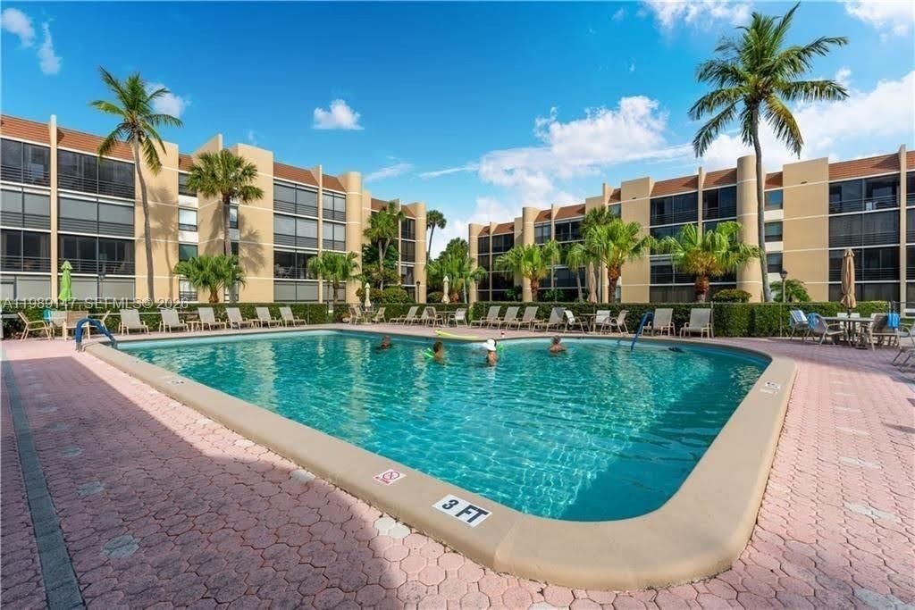 3432 NE Causeway Boulevard , Unit APT#102, Hutchinson Island, FL 34957 Photo