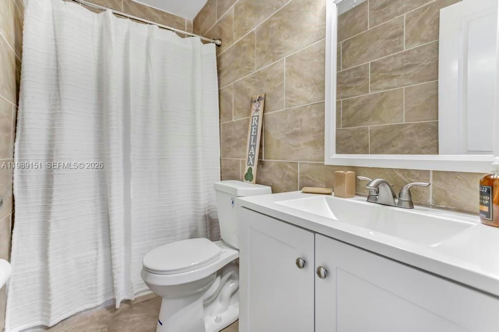 2714 NW 13th St , Fort Lauderdale, FL 33311 Photo