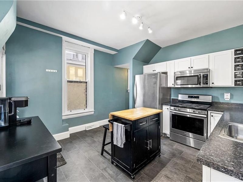 4726 Castle Place, Cincinnati, OH 45227 Photo 6